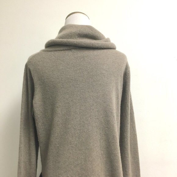 C Bloomingdales taupe black cowl neck tunic asymmetrical sweater M - Picture 3 of 5